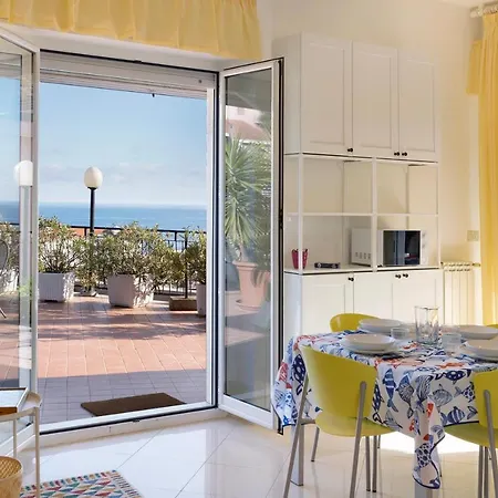 公寓 Attico Cielo E Mare *