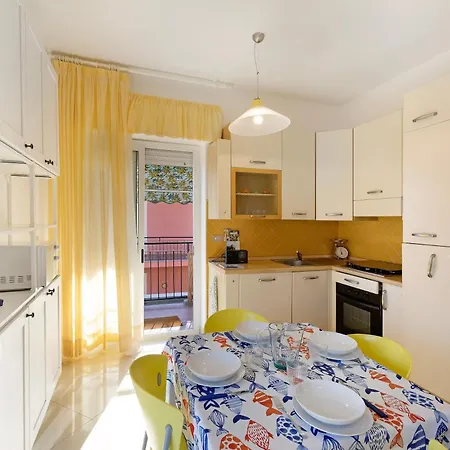 Attico Cielo E Mare Apartment Spotorno